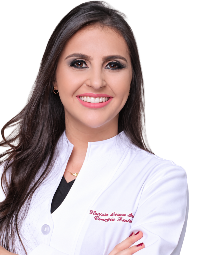 Dra. Victória Santos, especialista em Ortodontia e referência em Invisalign